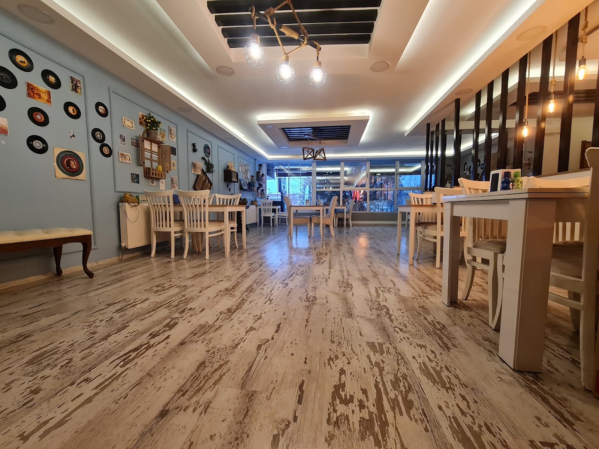 Retro Cafe Batıkent